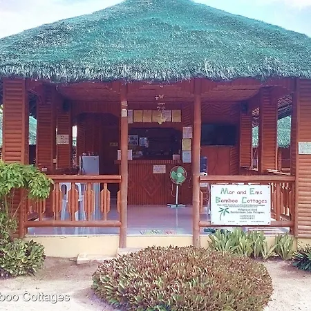 Pareja Tourist Inn